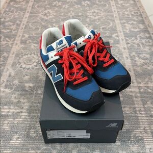 New Balance 574 Women’s Navy and Red Sneakers